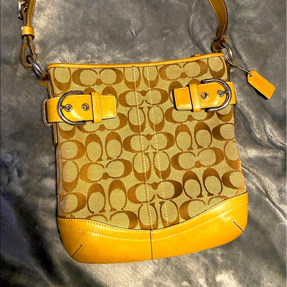 Authentic coach purse